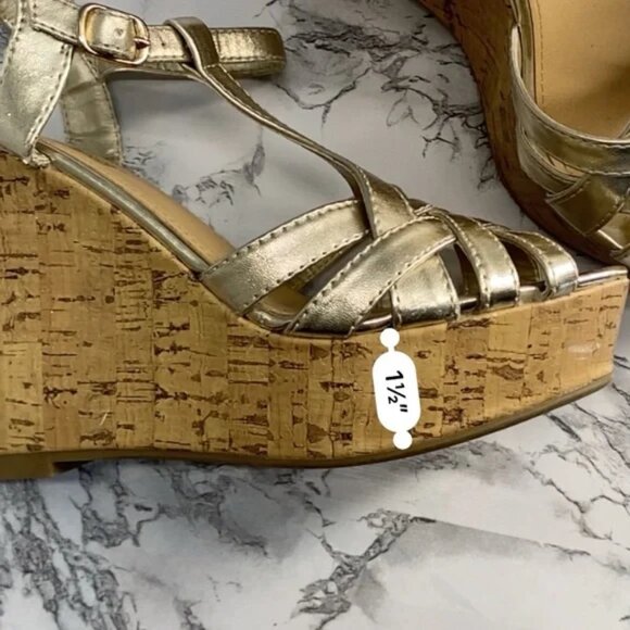 Brash Gold Metallic Strappy Cork Wedges Size 7 - Picture 11 of 11